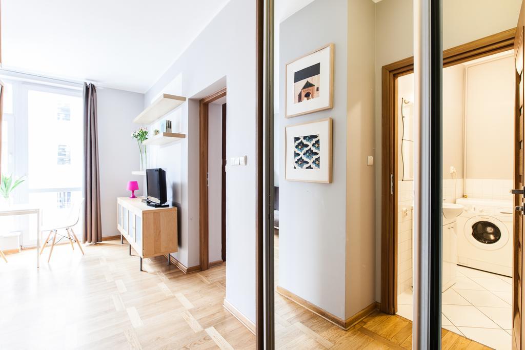 Apartament 4You Zurawia Warsaw Ngoại thất bức ảnh