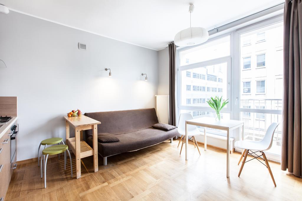 Apartament 4You Zurawia Warsaw Ngoại thất bức ảnh