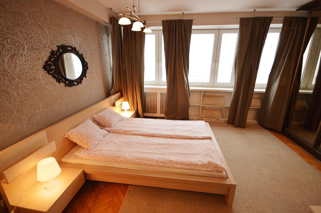 Apartament 4You Zurawia Warsaw Ngoại thất bức ảnh