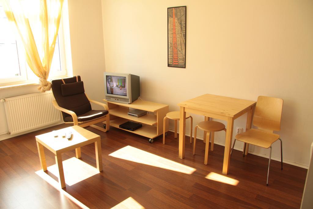 Apartament 4You Zurawia Warsaw Ngoại thất bức ảnh