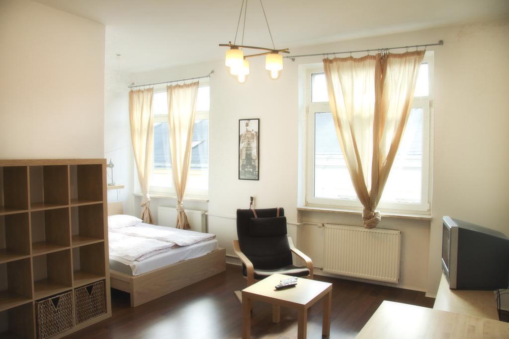 Apartament 4You Zurawia Warsaw Ngoại thất bức ảnh