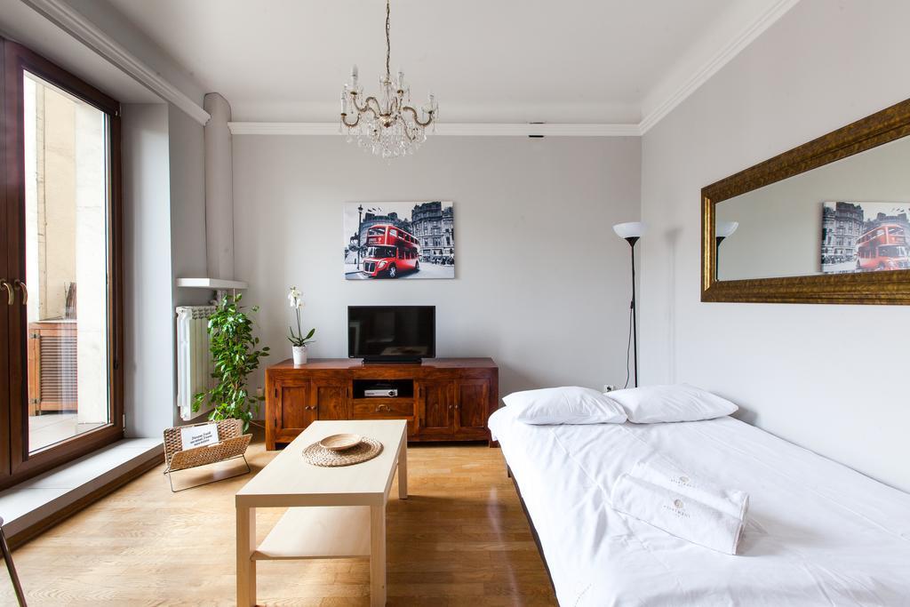 Apartament 4You Zurawia Warsaw Ngoại thất bức ảnh